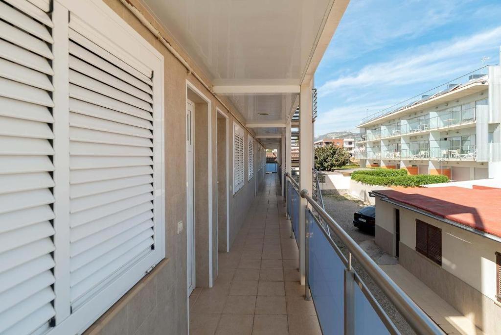 Apartamentos Denis Castelldefels Luaran gambar